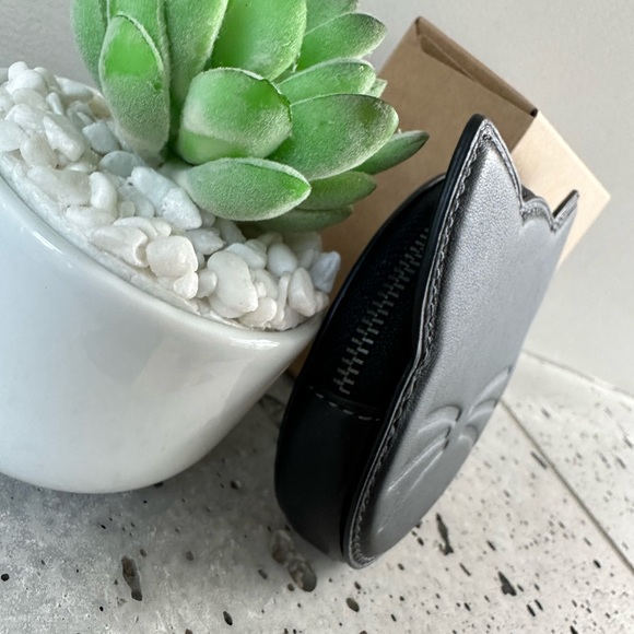 NWT Coach Cat Coin Case - Picture 5 of 10